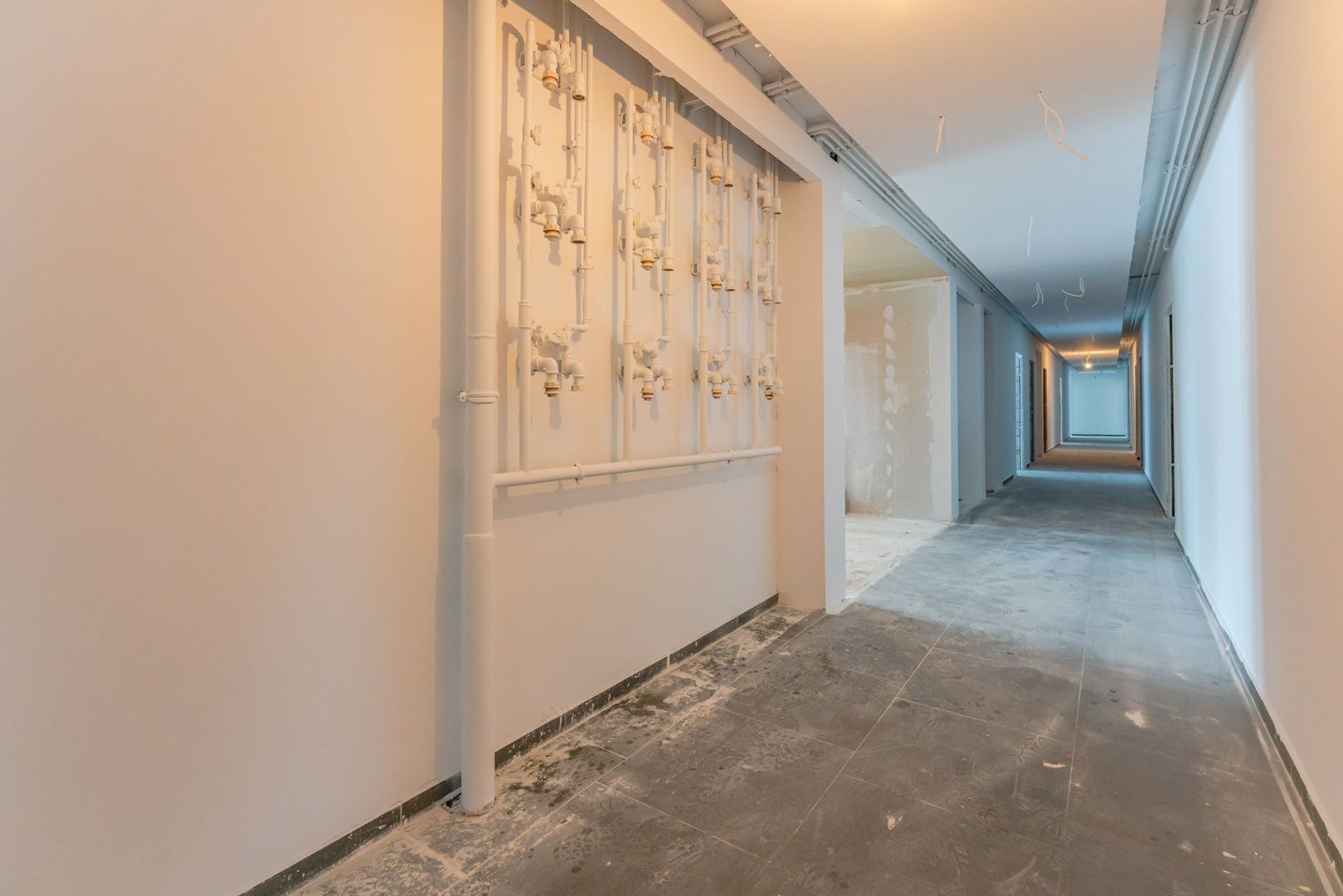 Apartament 2.5 Camere Sala Polivalentă | 61 mp Util + 10 mp Balcon - Poză 9