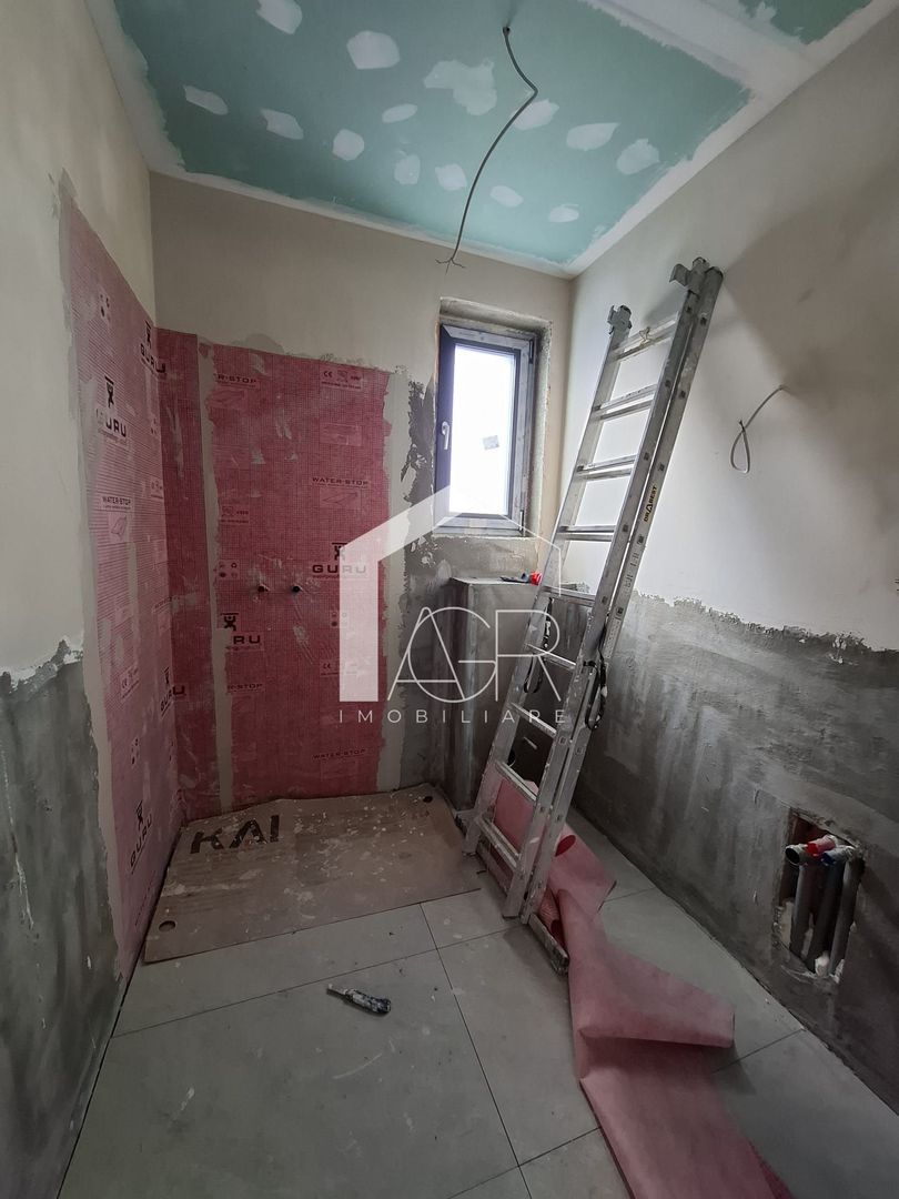 Casa cu 4 camere de vanzare, Bucov, Mica Roma - Poză 14