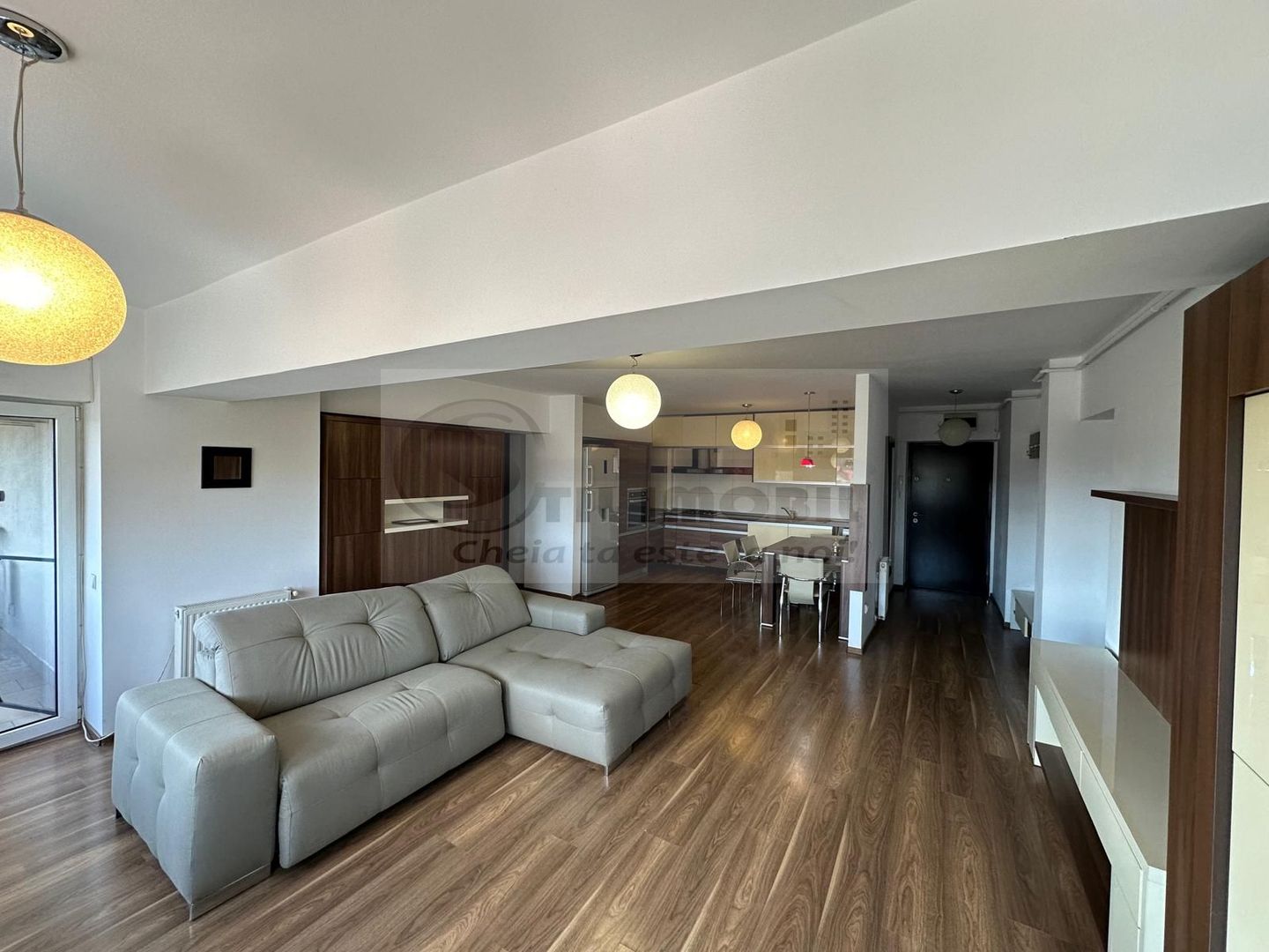 Apartament 3 camere, 2 bai, 93.57 mp, Bloc 2009 + Loc de parcare ! - Poză 1