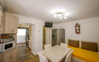 Casă individuală cu 5 camere și curte proprie - în Cisnădioara - Poză 10