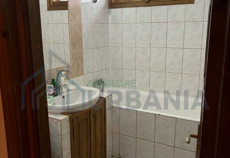 Apartament 3 camere inchiriere - Poză 7