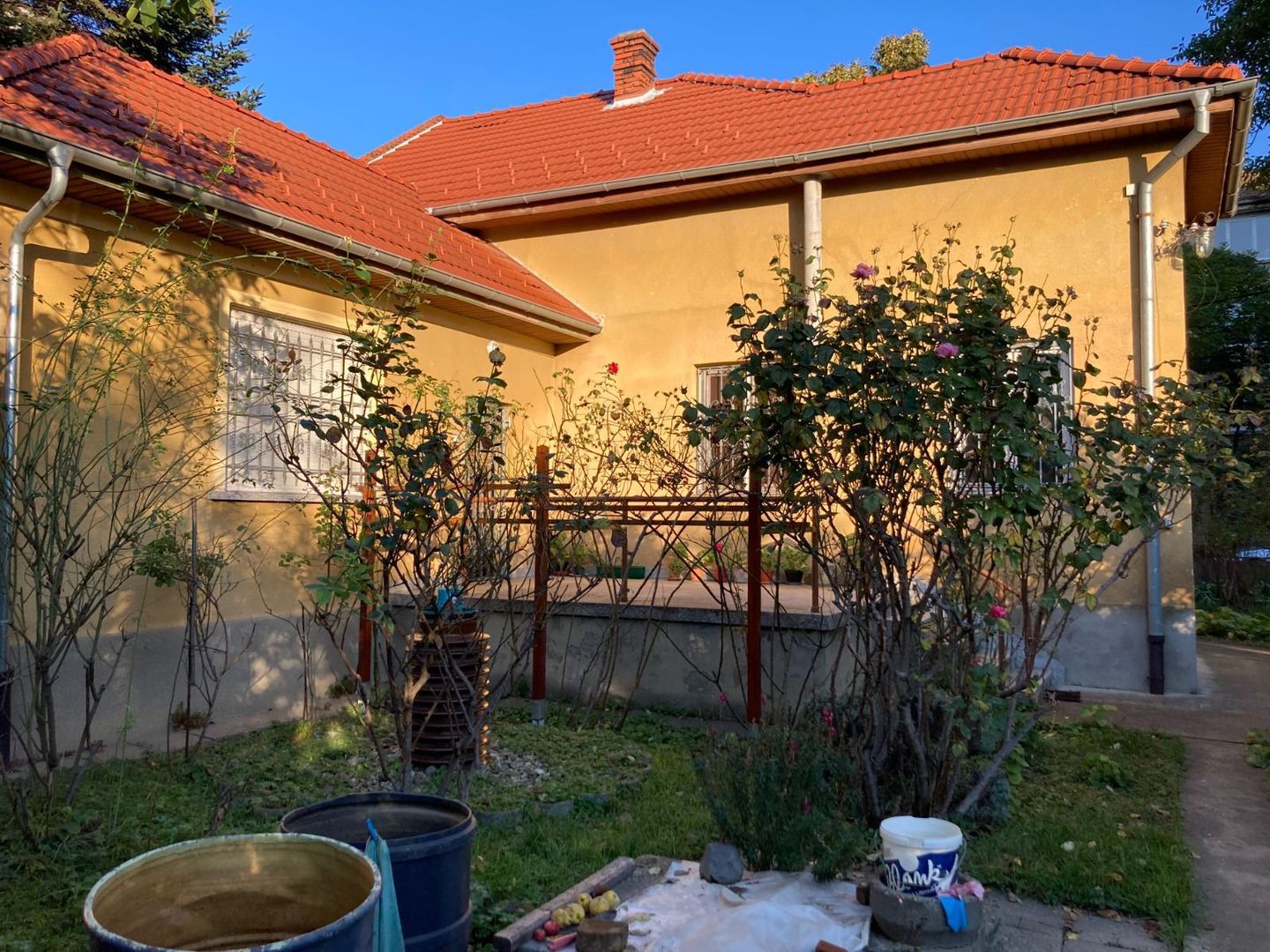 Casa cu teren generos zona Brâncoveanu - Poză 1