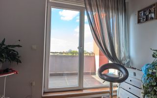 Apartament spatios 100 mp cu lift si 50 mp de terase - Poză 23