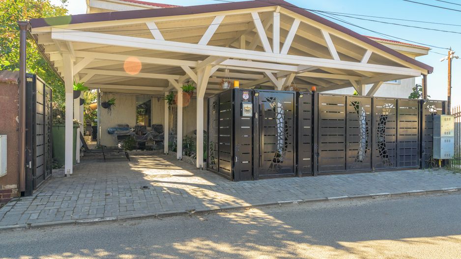 Proprietate premium cu design elegant și multiple upgrade-uri - Poză 25