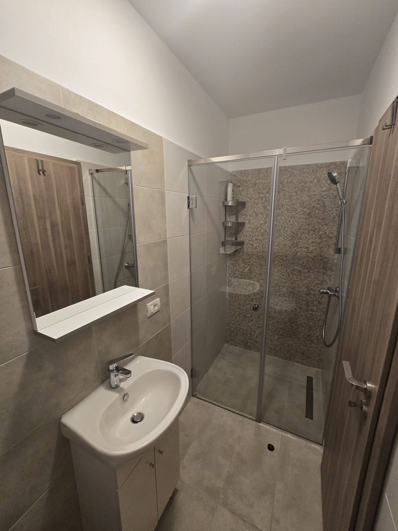 Giroc | 3 Camere | 2 Bai | Mobilat si Utilat | Loc de parcare - Poză 6