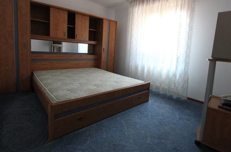 Vila P+1 deosebita, complet mobilata si dotata, cheltuieli de intretinere mici - Poză 13