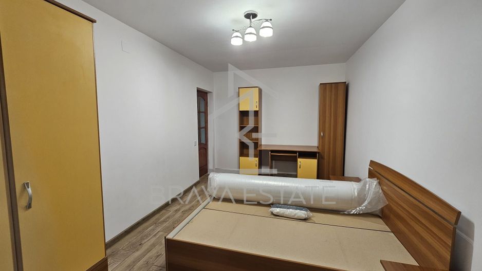 Apartament 3 camere, 100mp, 2 băi, 2 balcoane, 2 parcări, str Pădurii - Poză 5