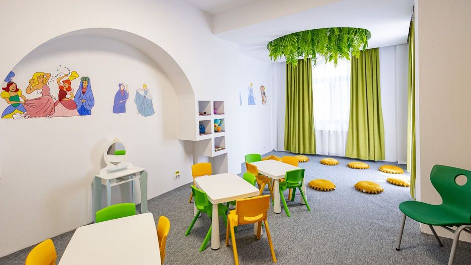 Vila de inchiriat | pretabil gradinita sau after school| Parcul Carol - Poză 2