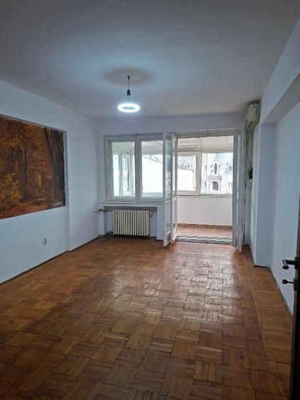 Apartament 3 camere Regina Elisabeta, langa parc, ideal investitie - Poză 1