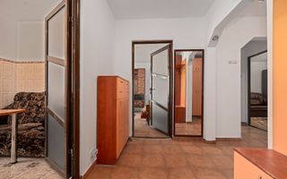 Apartament 3 camere, decomandat, mobilat - Poză 2