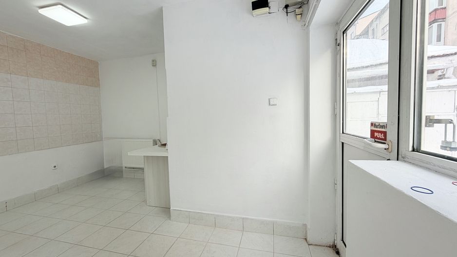 Spațiu comercial versatil, cu curte și acces auto | Simion Bărnuțiu - Poză 8