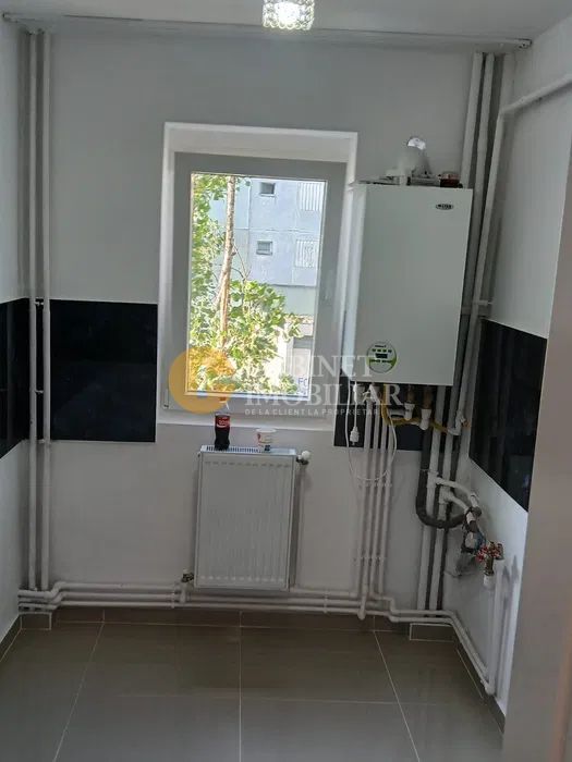 Apartament 3 camere - Zimbru - RENOVAT - Poză 2