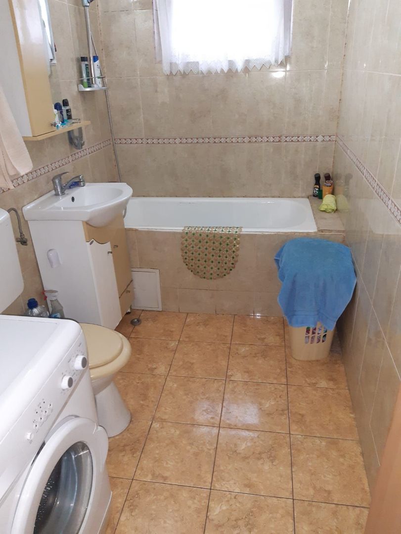 3 camere decomandat vedere pe 2 parti CENTRALA zona Dambovita - Poză 6