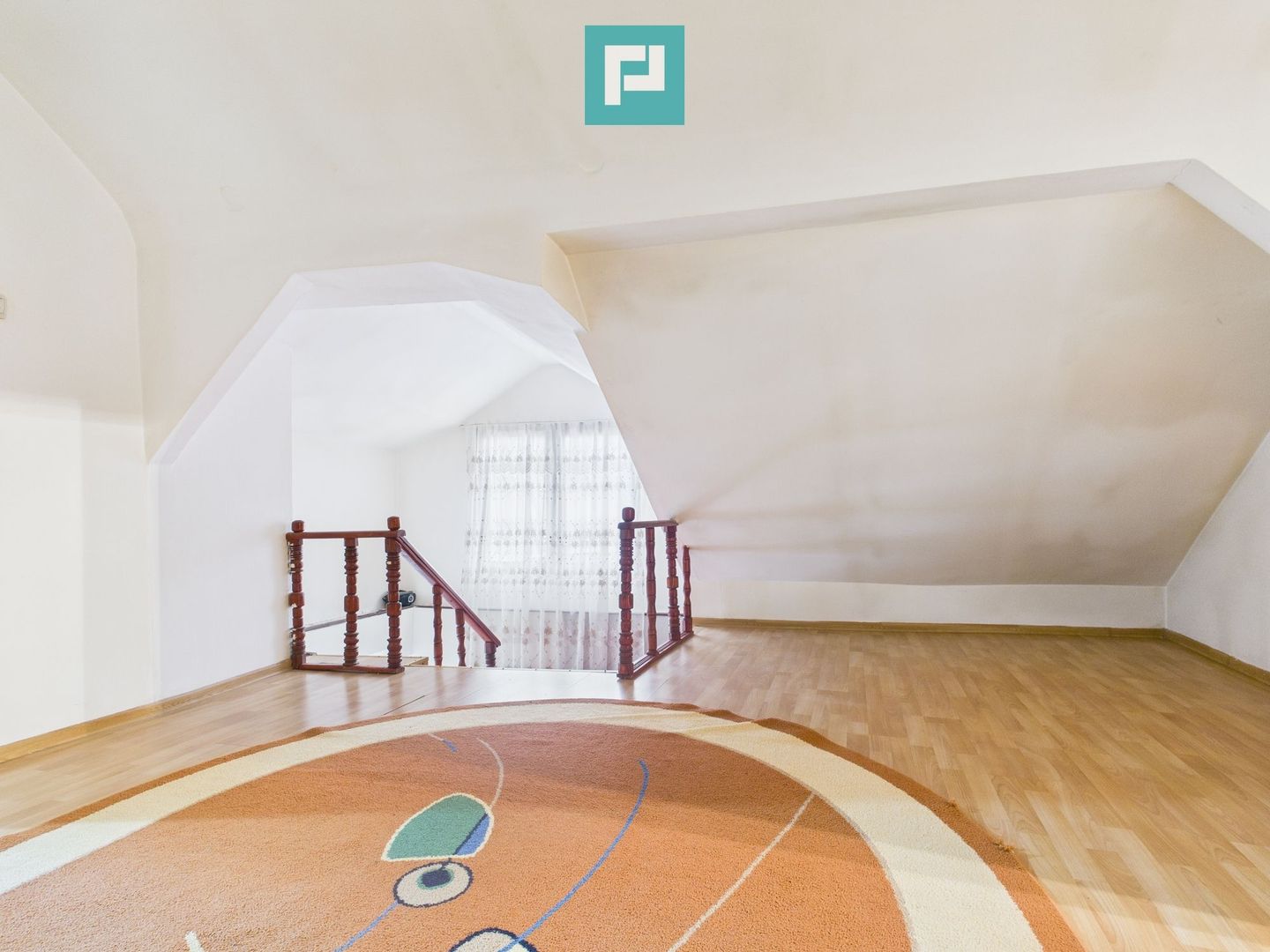 Două case, curte mare, lângă Castelul Huniazilor - Poză 20