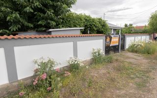 Casă cu 5 camere, complet renovată cu teren 920 mp în Tecuci - Poză 2