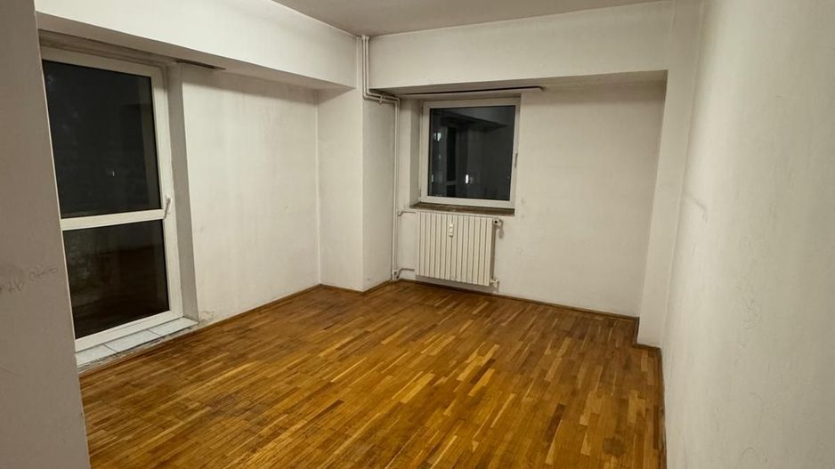 Vanzare Apartament 3 Camere Piata Alba Iulia Vedere Rond Din Toate Camerele - Poză 4