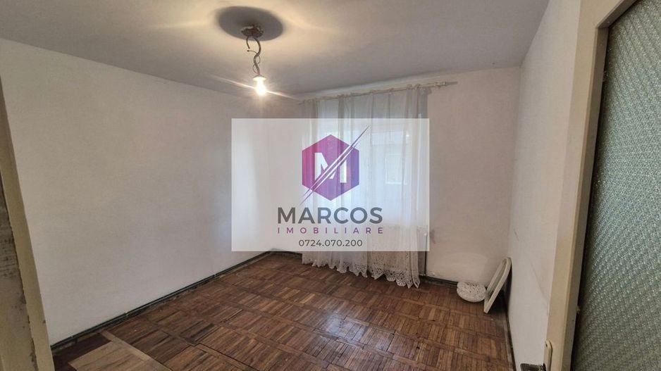 Vand apartament 3 camere Lunca - Poză 4