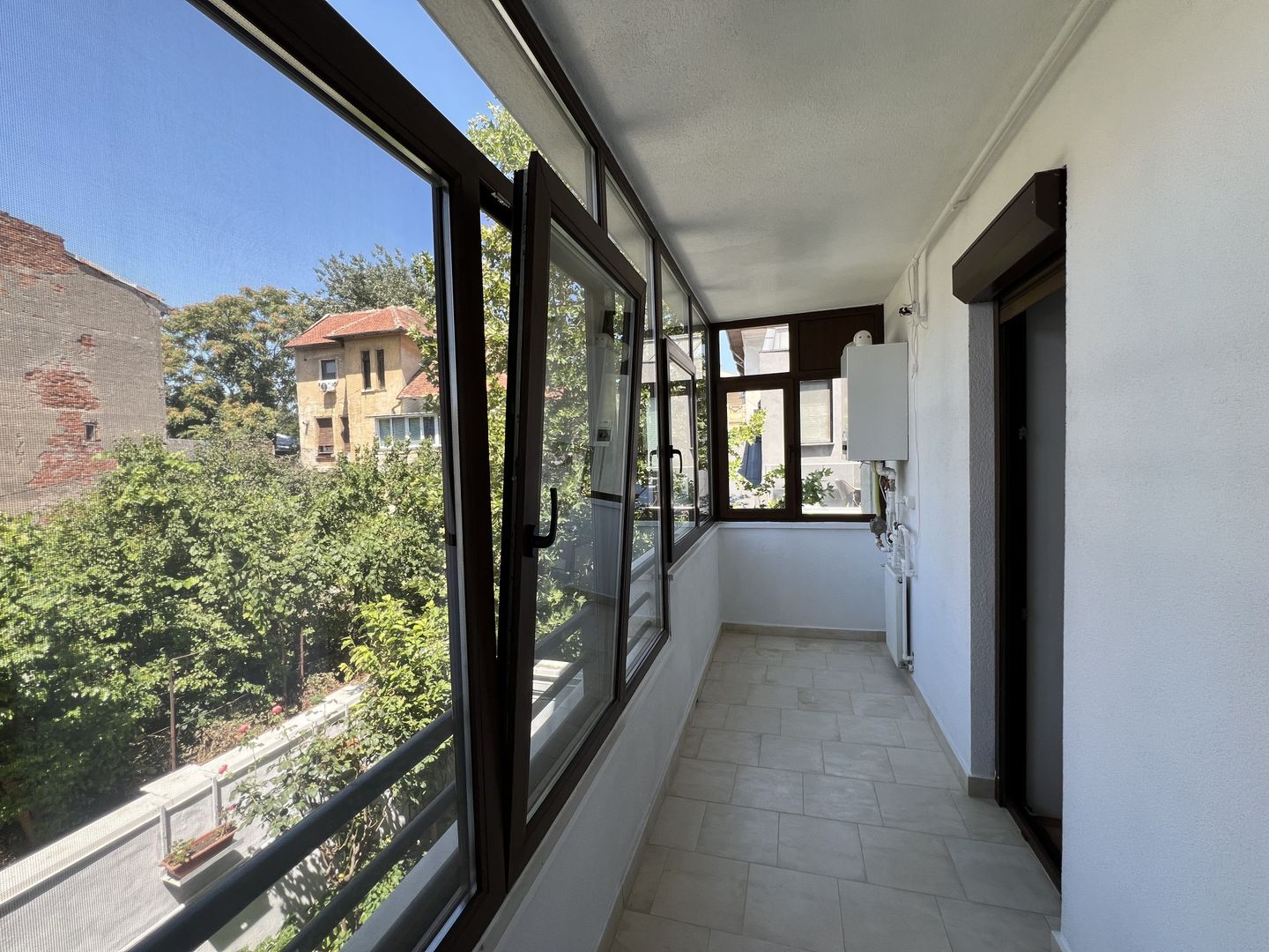 Apartament lux 4 camere Cotroceni - Eroilor - Poză 24