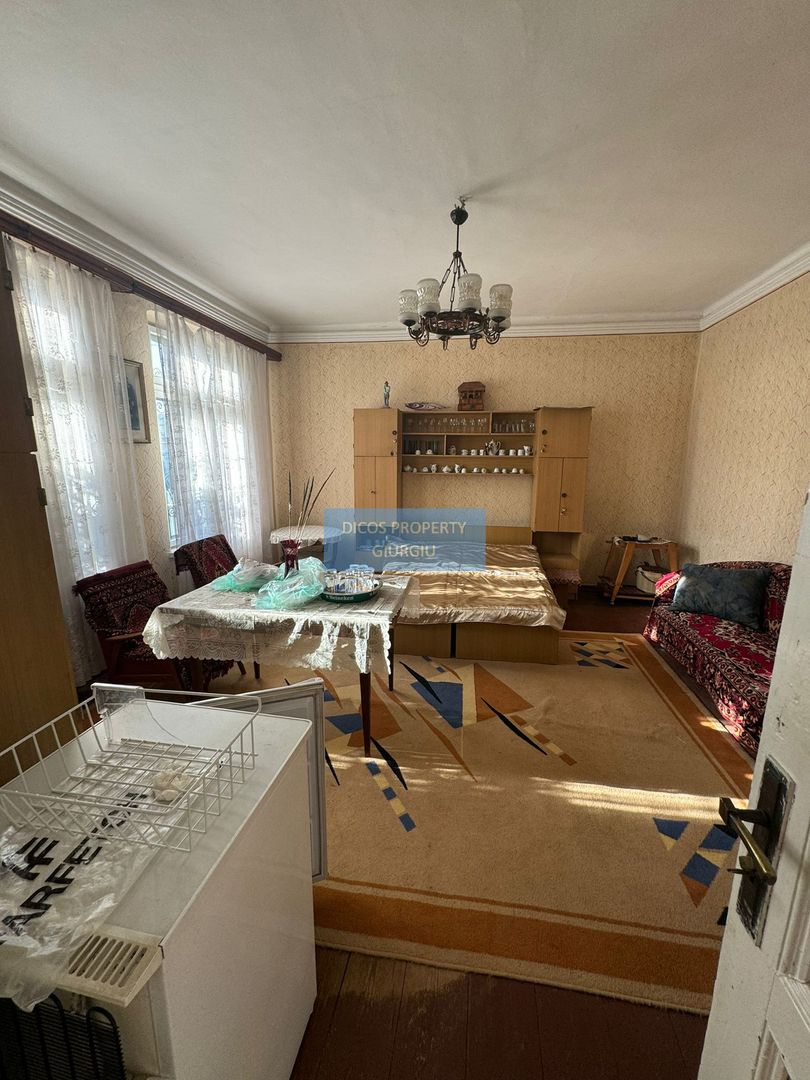 De vânzare  casă situată pe strada Mihail Sadoveanu - Poză 15