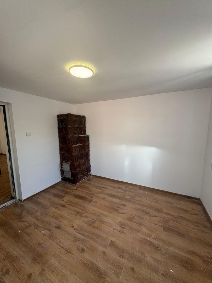 Casă renovată, 2 camere – str. Plevnei - Poză 4