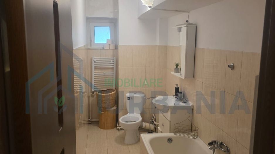 Inchiriez ap.2 cam central - Poză 4