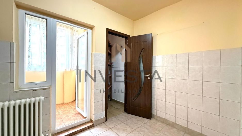 Apartament cu 2 camere decomandate , in zona Pietei Marasti ! - Poză 9