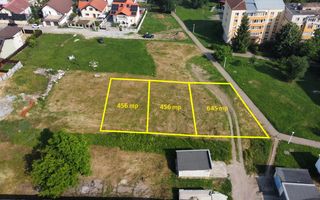 Teren de vânzare în zona Ciuperca – ideal pentru construcția unei case - Poză 1