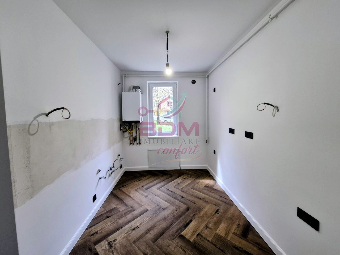 COMISION 0 | Apartament 2 camere | decomandat | zona Micro 1 - Poză 5