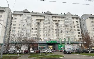 Vând Apartament cu 4 camere100 м². Poșta Veche. - Poză 2