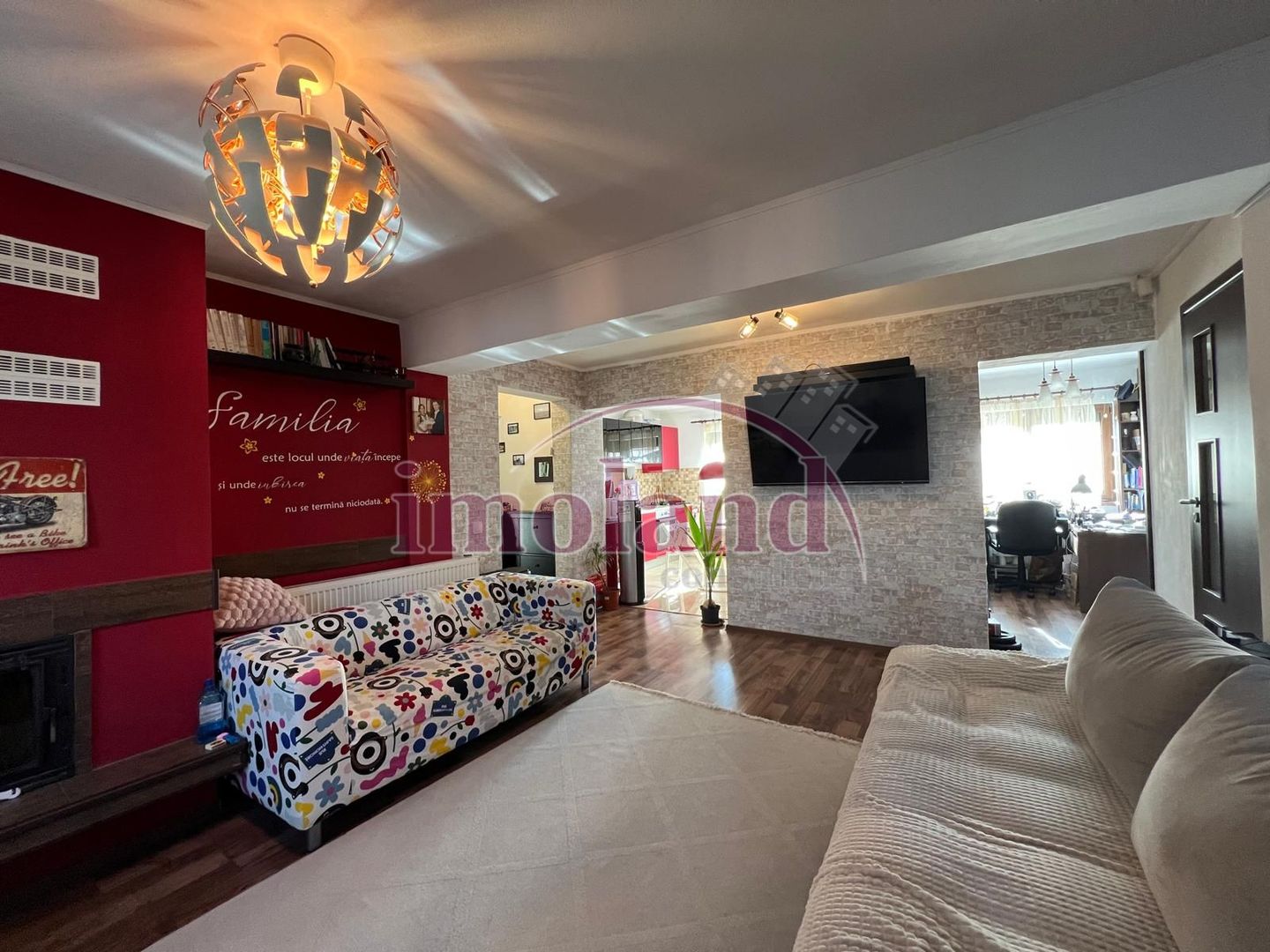 Casa cu garaj si curte - Balotesti - Poză 4