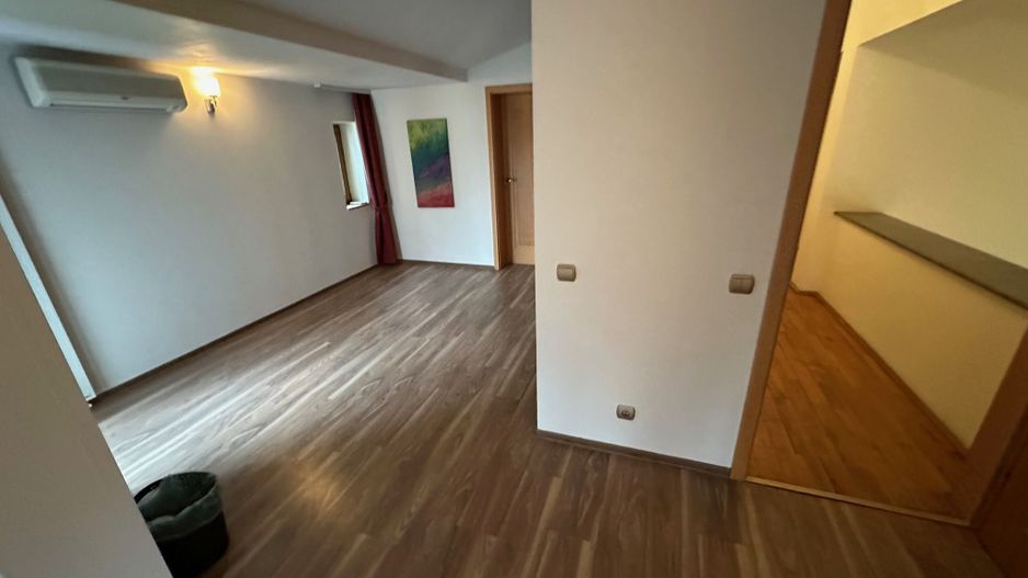 Casă / Vilă cu 6 camere în zona  Calea Aradului - Poză 46