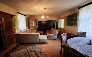 Casa cu 5 camere | 308 mp teren | Cisnadie - Poză 1