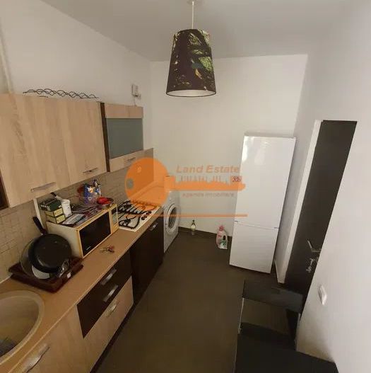 Garsonira la 10 minu de Metrou Gorjului ( Bloc din 2011) - Poză 6