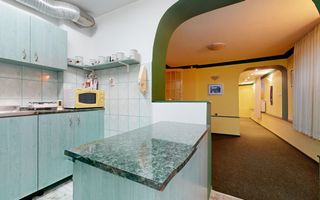 Vila cu suprafata de 360mp si teren 700mp-Racadau - Poză 17