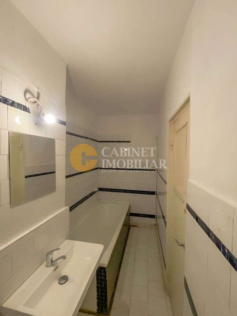 4 camere decomandat - 79 mp - Zona Galata - Poză 9
