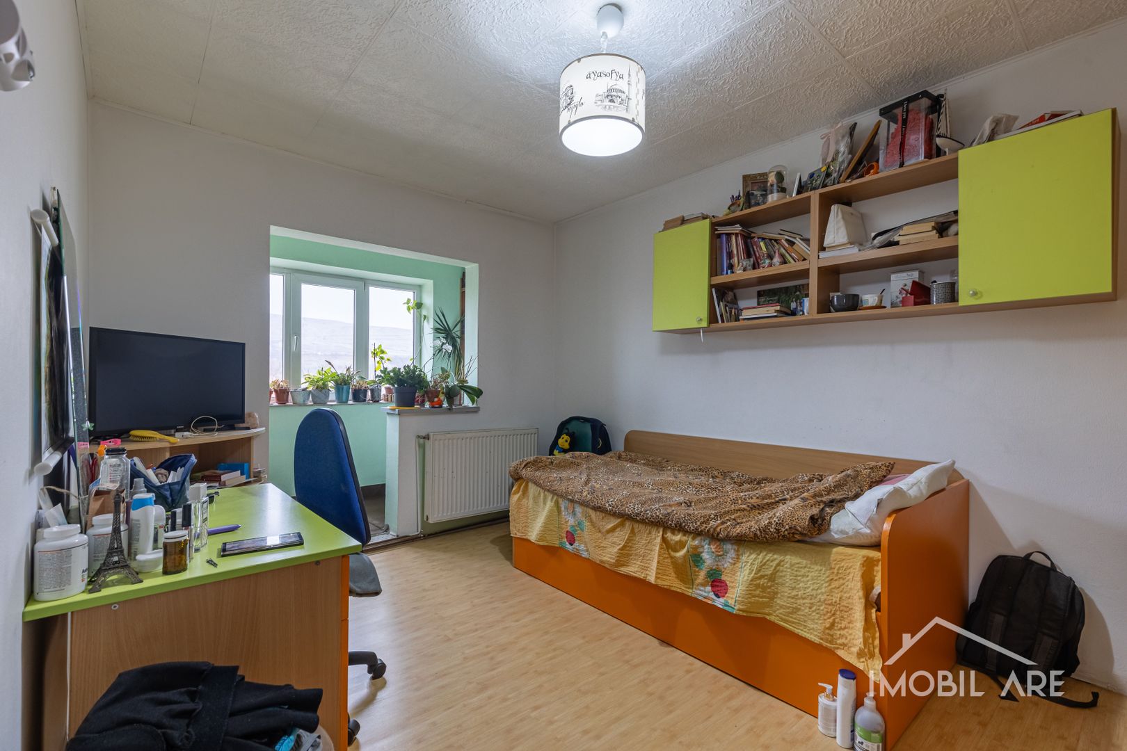 Apartament cu 3 camere de vânzare - Poză 10