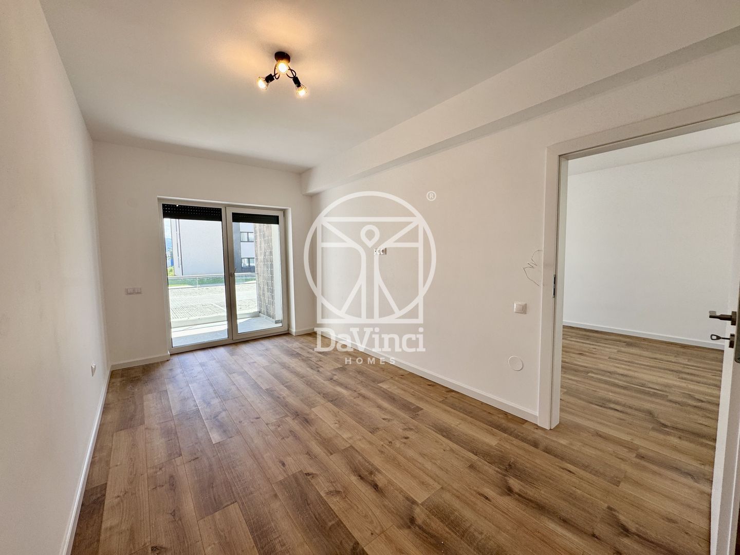 Apartament 3 camere - 2 bai, intabulat (81O-Ra-ap.1) - Poză 6