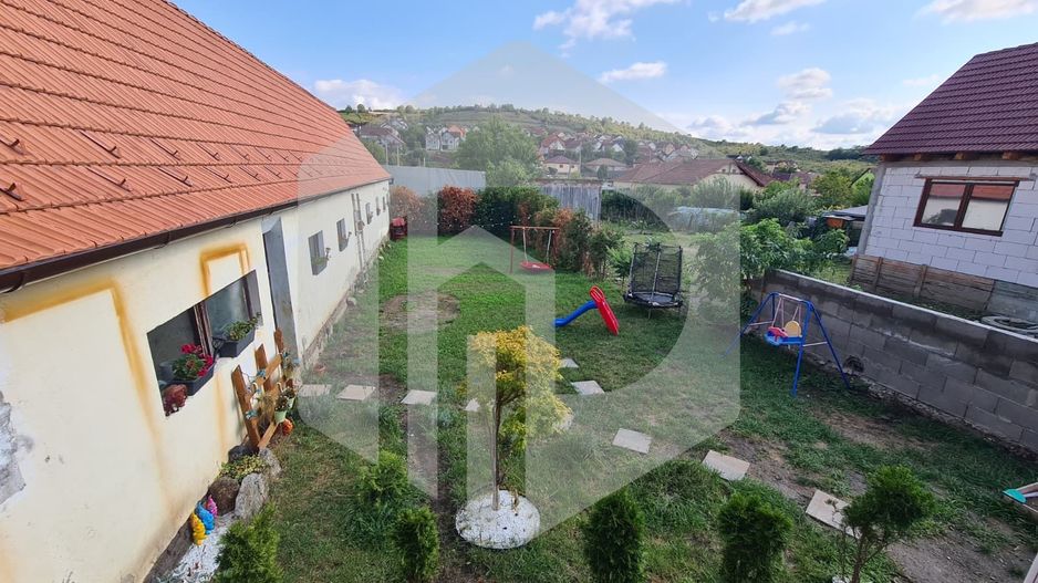 Casa Individuala | 4 Camere | 180mpu | Sura Mare |701mp Teren| Terasa - Poză 8