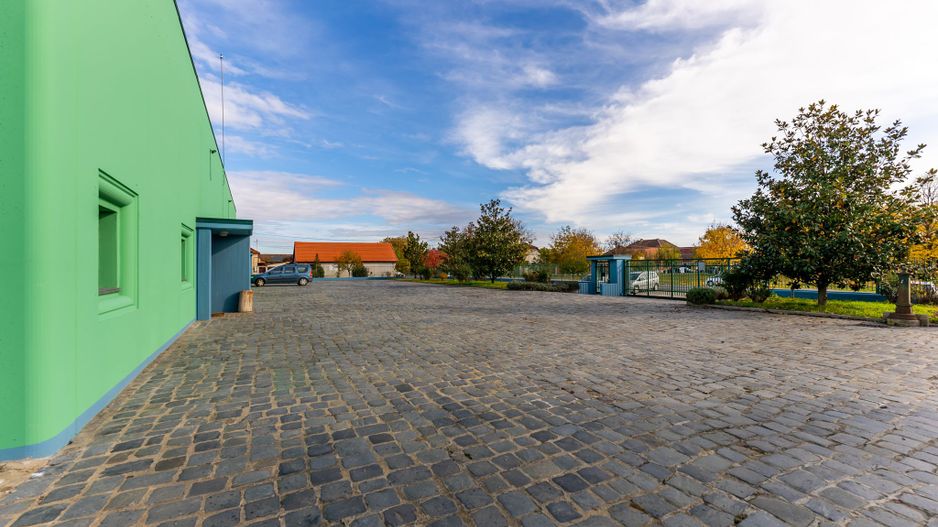 Hală producție în localitatea Sântana - Poză 5