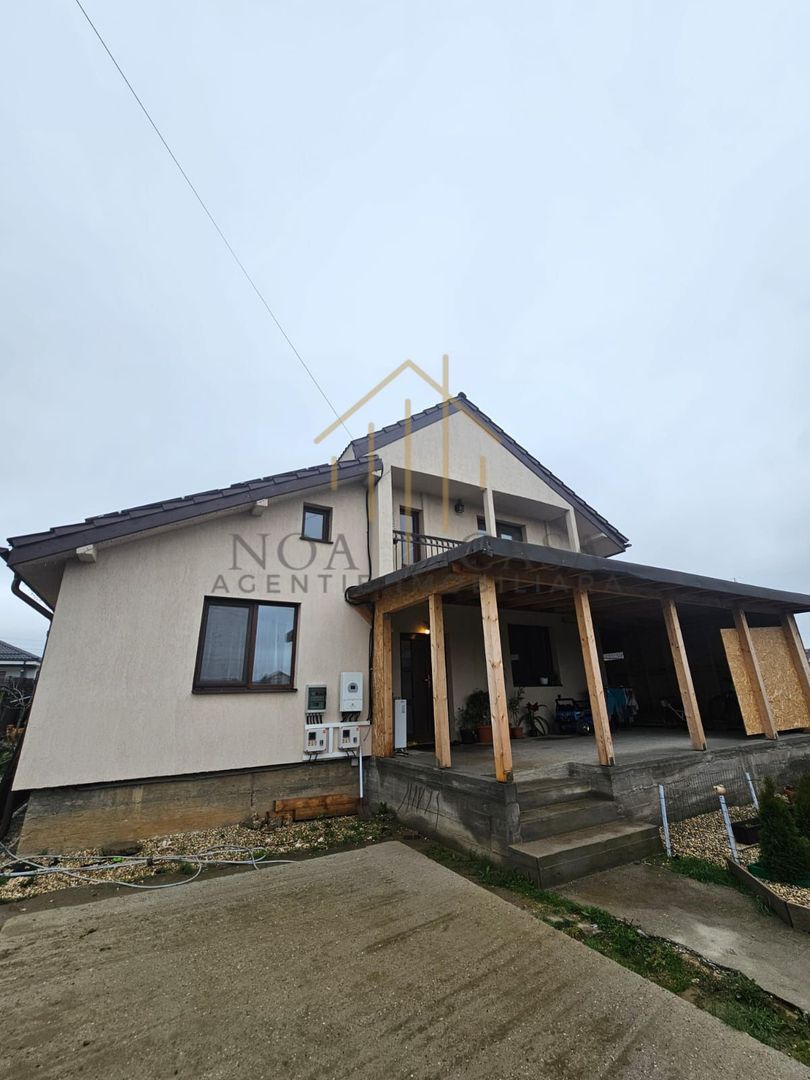 Casă / Vilă cu 5 camere de vânzare în Preajba - Poză 1