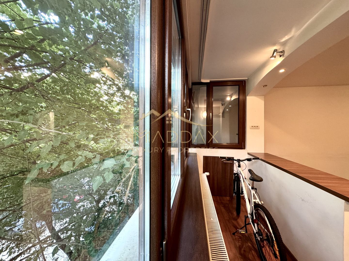 Apartament cu 3 camere // Zona Tei - Doamna Ghica - Poză 6