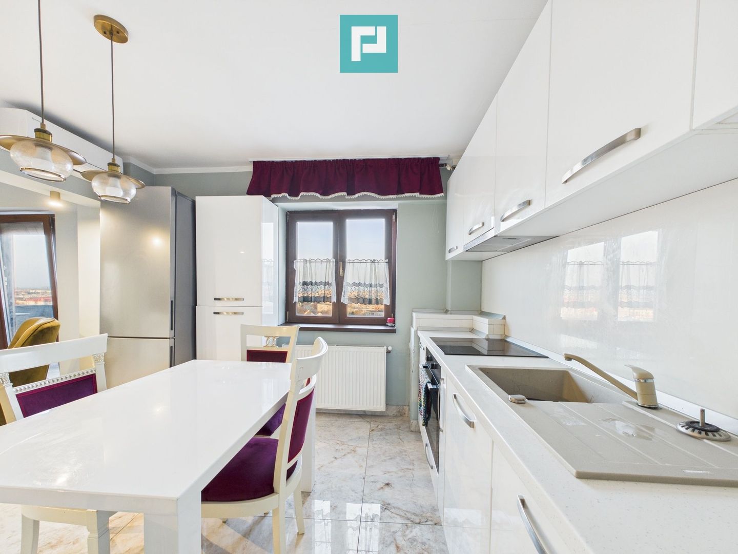 Apartament panoramic cu 3 camere- Intim, Arad - Poză 11