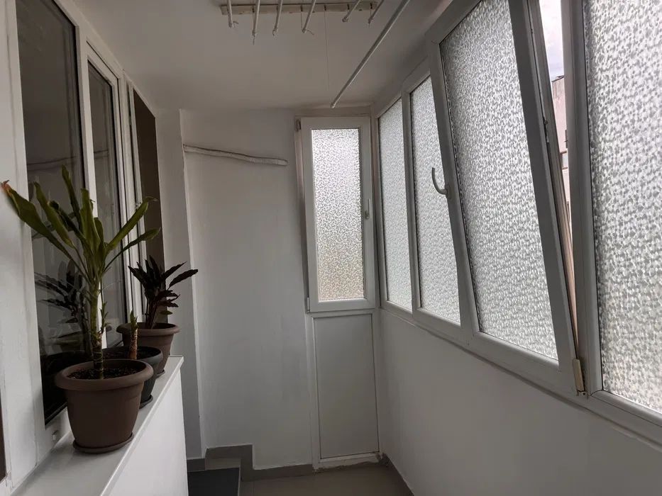 APARTAMENT SUPERB METROU BASARAB - Poză 7