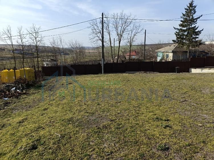 Casă renovată în stil tradițional, Romanesti, Iași – 3 camere, 50 mp utili, teren 3240 mp - Poză 10