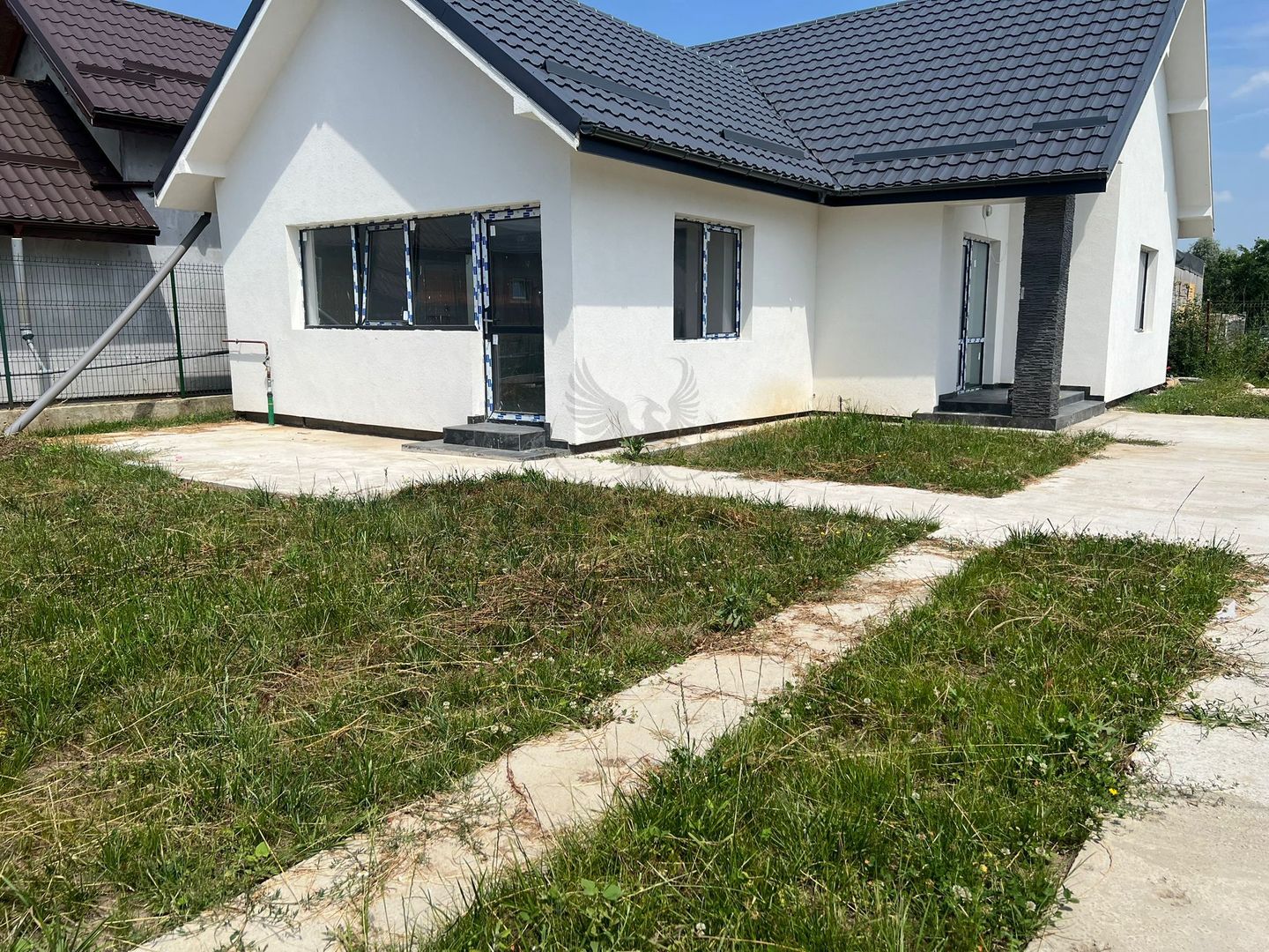 Casa Carcea noua, la cheie - Poză 1