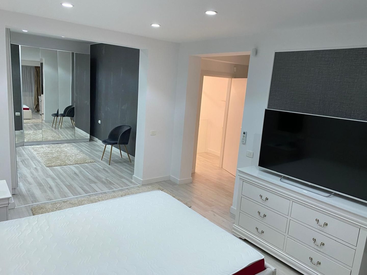 Vila tip Townhouse de inchiriat | langa Porsche Pipera | 4 camere - Poză 5