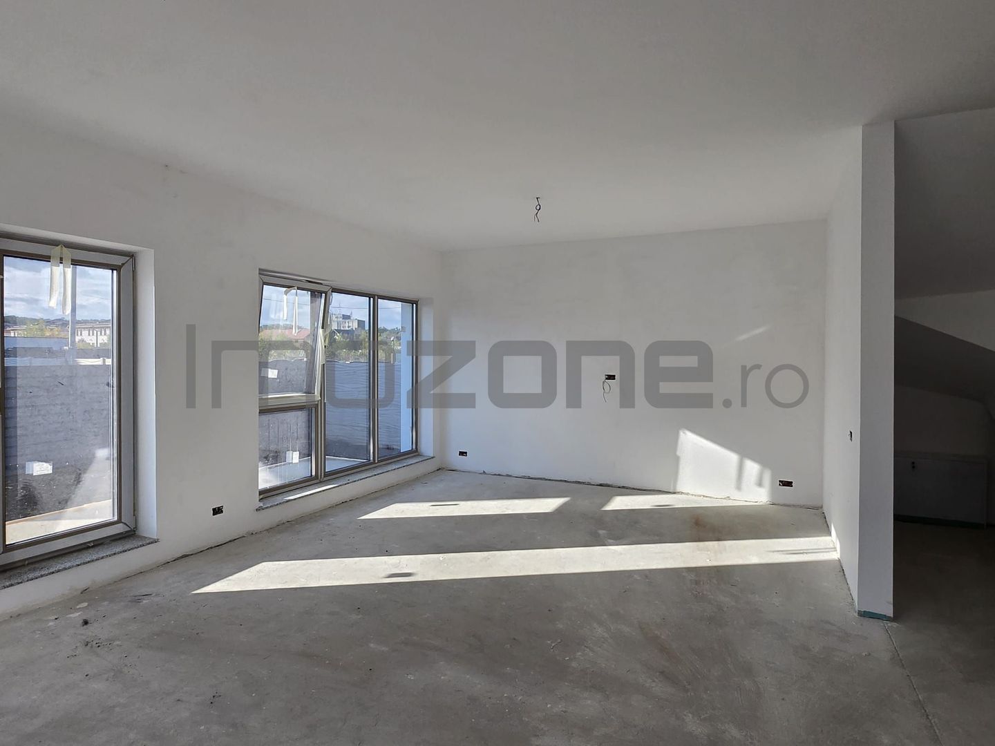 VILA OTOPENI - ZONA FERME| 4 CAMERE | 2 PARCARI | FINISATA LA ALB | COMISION 0%| - Poză 9