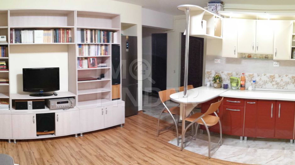 Vanzare apartament 3 camere+garaj zona Leroy Merlin - Poză 1