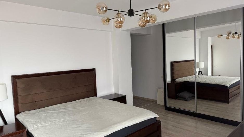 Apartament 4 camere Mitropolie, 2010, parcare inclusa - Poză 11