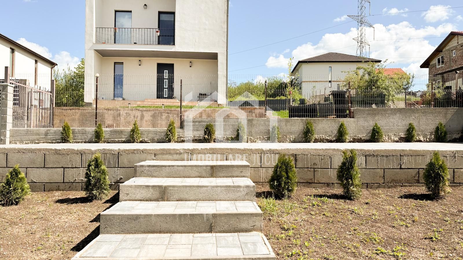 Casa individuala 2 nivele 107mp utili 508mp teren parcare Jucu De Sus - Poză 4